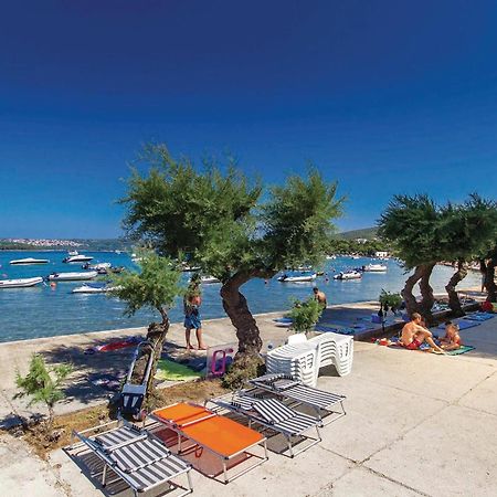Gorgeous Apartment In Krk With Wifi Punat Exterior photo